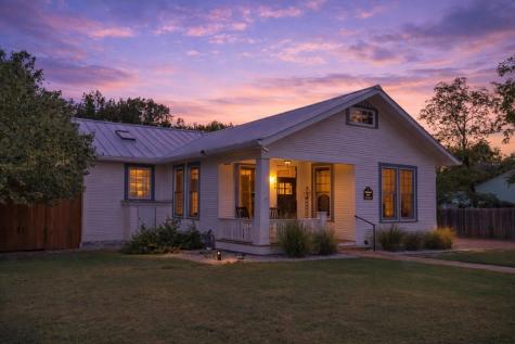309 Fulton Street Fredericksburg TX 78624