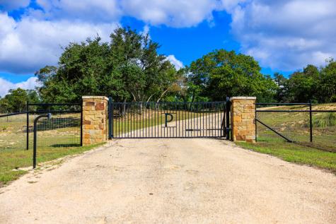 2873 Ranch Road 1888 Fredericksburg TX 78624