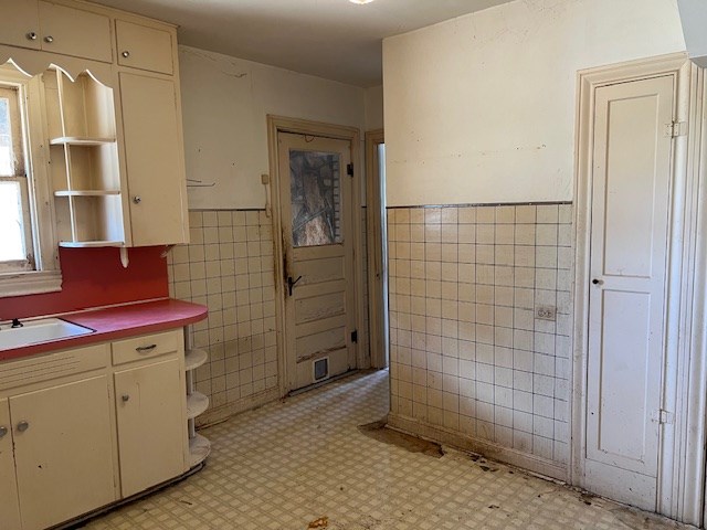 1421 S High Street Brady TX 76825