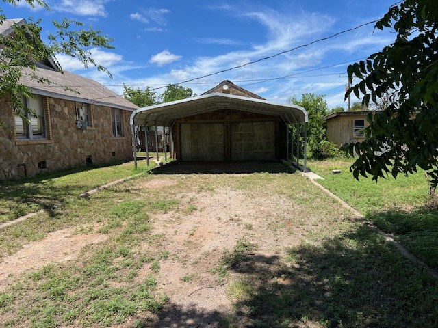 1421 S High Street Brady TX 76825