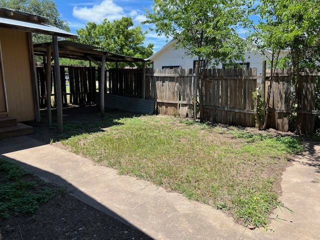 1421 S High Street Brady TX 76825