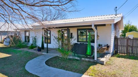 1209 Loving Mason TX 76856
