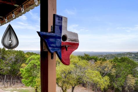 318 S Polly Peak Drive Bandera TX 78003