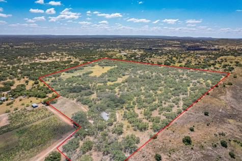 878 Ranch Road 2766 Johnson City TX 78636