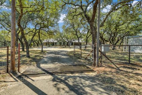878 Ranch Road 2766 Johnson City TX 78636