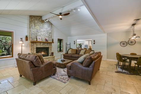 878 Ranch Road 2766 Johnson City TX 78636