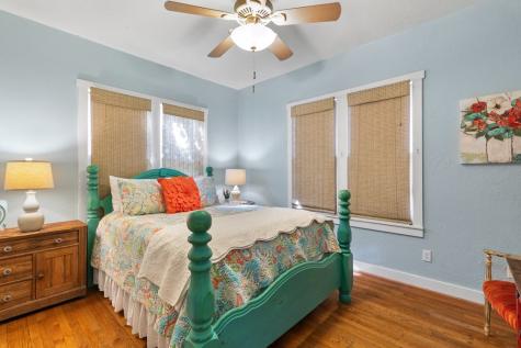 209 S Elk Street Fredericksburg TX 78624