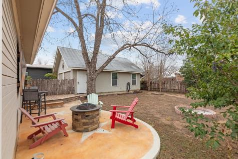 209 S Elk Street Fredericksburg TX 78624