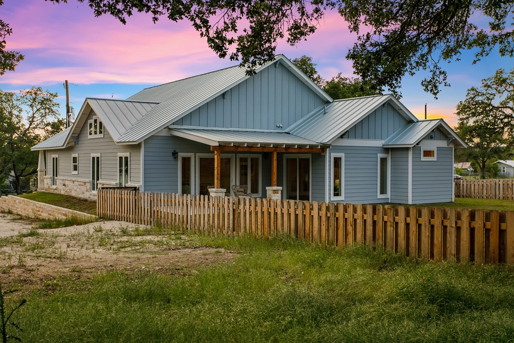 1312 Greenlawn Place Blanco TX 78606