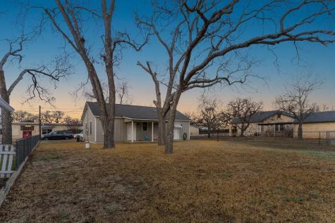 220 W College Street Fredericksburg TX 78624