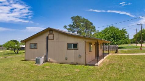 416 Wilson Avenue Mason TX 76856