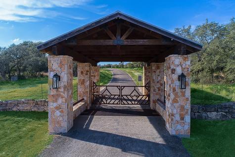 234 Elk Run Cove Blanco TX 78606
