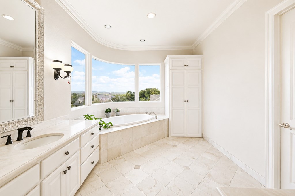 107 Deerwood Kerrville TX 78028