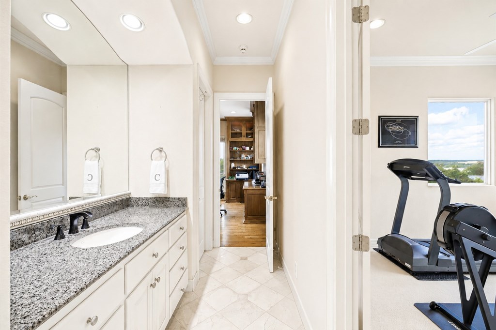 107 Deerwood Kerrville TX 78028