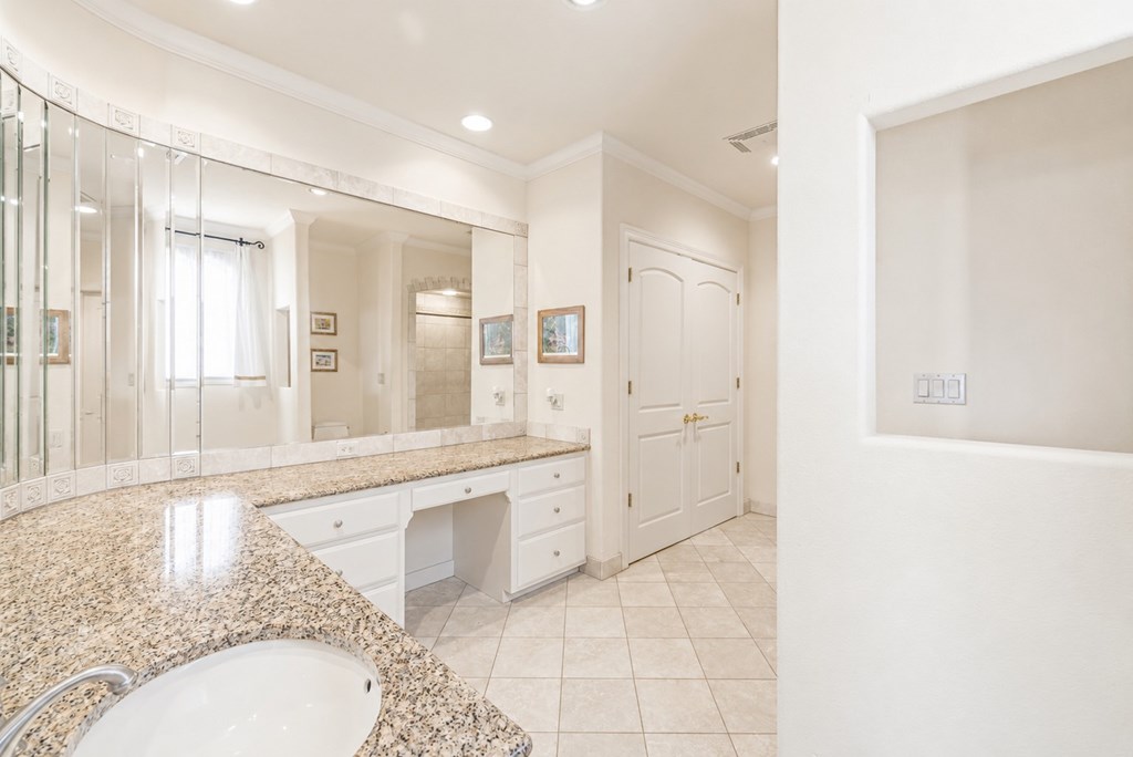 107 Deerwood Kerrville TX 78028