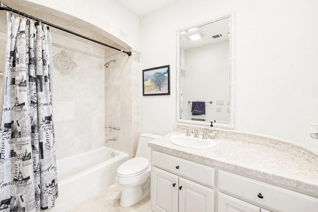107 Deerwood Kerrville TX 78028