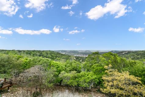 1025 Roanoke Lane Kerrville TX 78028