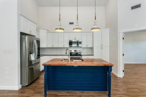 1025 Roanoke Lane Kerrville TX 78028