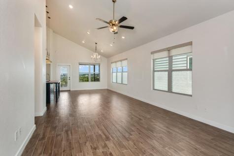 1025 Roanoke Lane Kerrville TX 78028