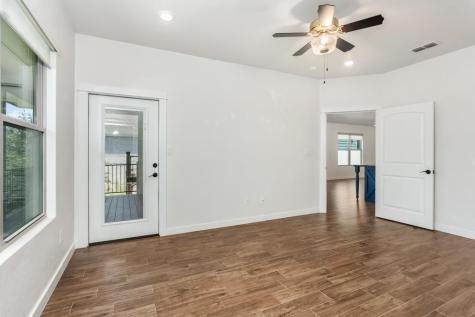 1025 Roanoke Lane Kerrville TX 78028