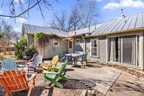 501 N Pine Street Fredericksburg TX 78624