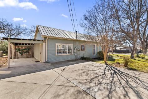 501 N Pine Street Fredericksburg TX 78624