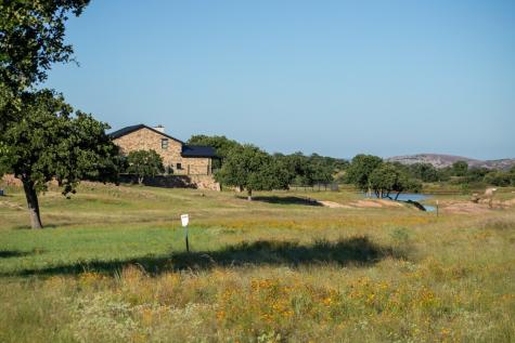 71 Granite Springs Drive Fredericksburg TX 79624