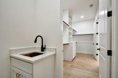 2141 Stone Meadow Fredericksburg TX 78624