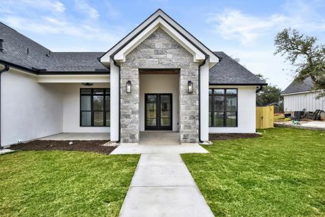 2141 Stone Meadow Fredericksburg TX 78624
