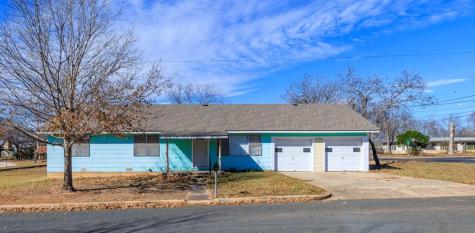 610 N Pine Street Fredericksburg TX 78624