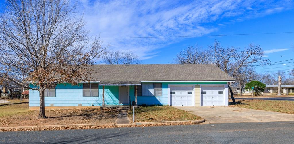 610 N Pine Street Fredericksburg TX 78624