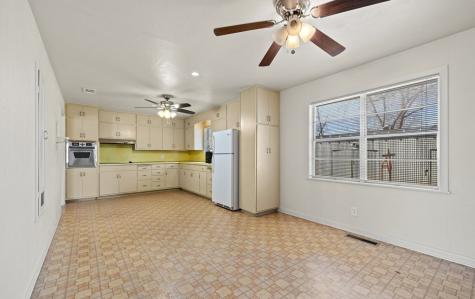 610 N Pine Street Fredericksburg TX 78624