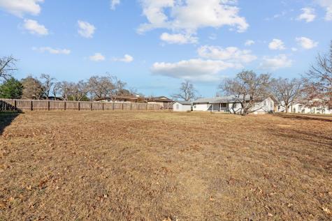 303 Walnut Street Fredericksburg TX 78624