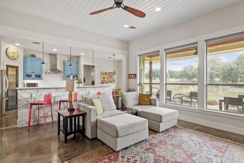 2149 Stone Oak Fredericksburg TX 78624