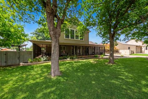 306 S Acorn Street Fredericksburg TX 78624