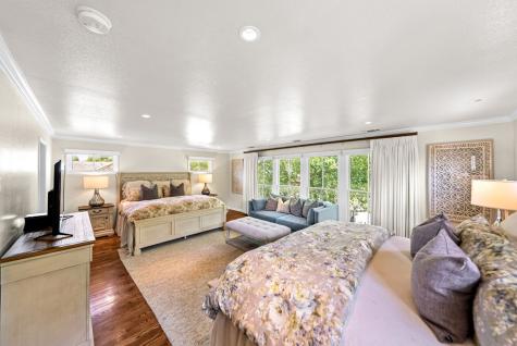 306 S Acorn Street Fredericksburg TX 78624