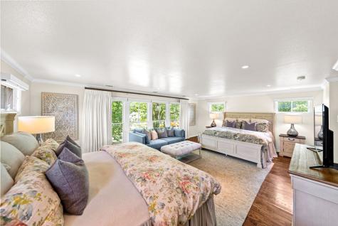 306 S Acorn Street Fredericksburg TX 78624