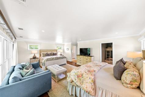 306 S Acorn Street Fredericksburg TX 78624
