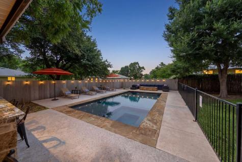 306 S Acorn Street Fredericksburg TX 78624