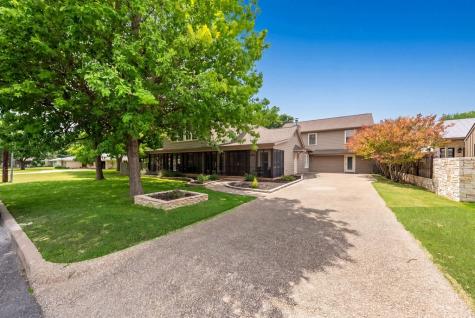 306 S Acorn Street Fredericksburg TX 78624