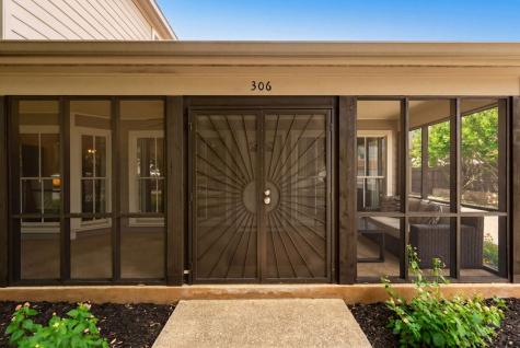 306 S Acorn Street Fredericksburg TX 78624