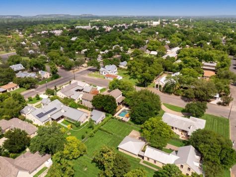 306 S Acorn Street Fredericksburg TX 78624