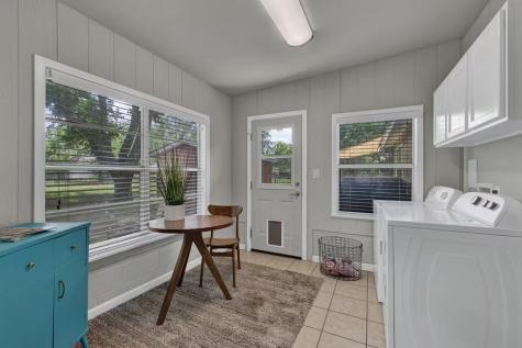 112 W Mulberry Street Fredericksburg TX 78624