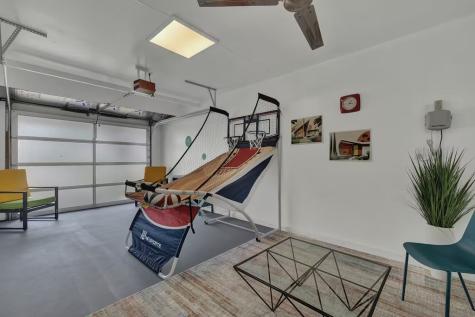 112 W Mulberry Street Fredericksburg TX 78624