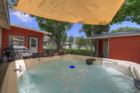 112 W Mulberry Street Fredericksburg TX 78624