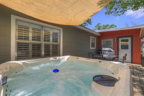 112 W Mulberry Street Fredericksburg TX 78624