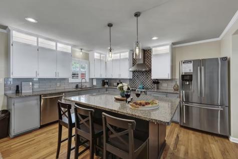 112 W Mulberry Street Fredericksburg TX 78624