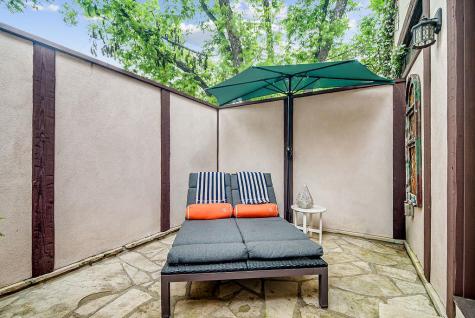 204 S Elk Street Fredericksburg TX 78624