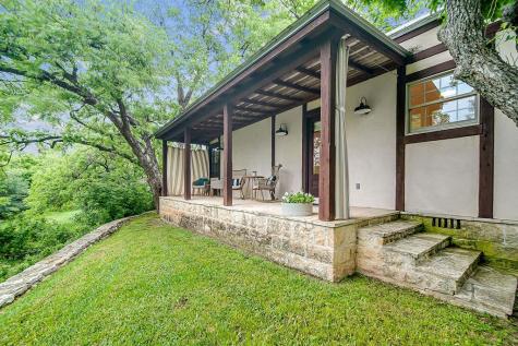 204 S Elk Street Fredericksburg TX 78624