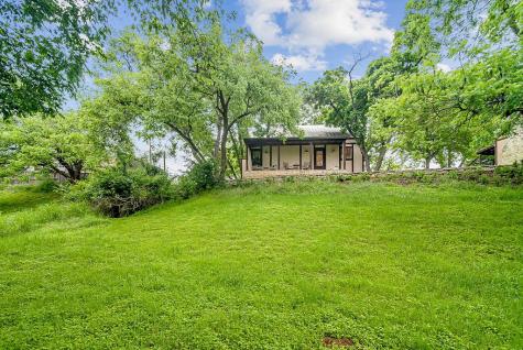 204 S Elk Street Fredericksburg TX 78624